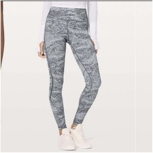 Lululemon Stop Drop and Squat Tight Luxtreme Area Ice Grey Size 6